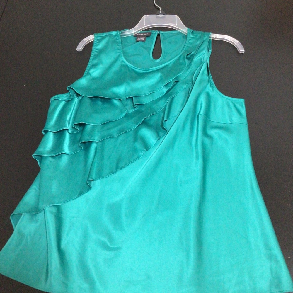 Dressy Spense Ruffled Top XL